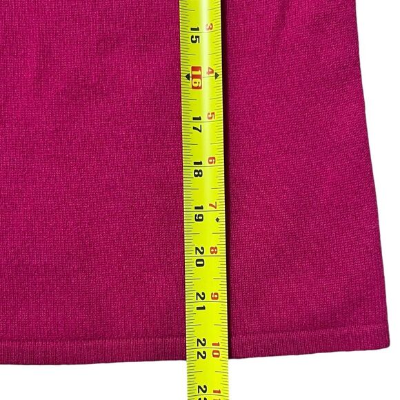 Worthington 100% Cashmere Sweater Size M Magenta Quiet Luxury Capsule Wardrobe - Picture 4 of 5